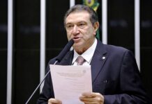 Lira e Pacheco engajados no movimento pela prorrogação do Auxílio Emergencial