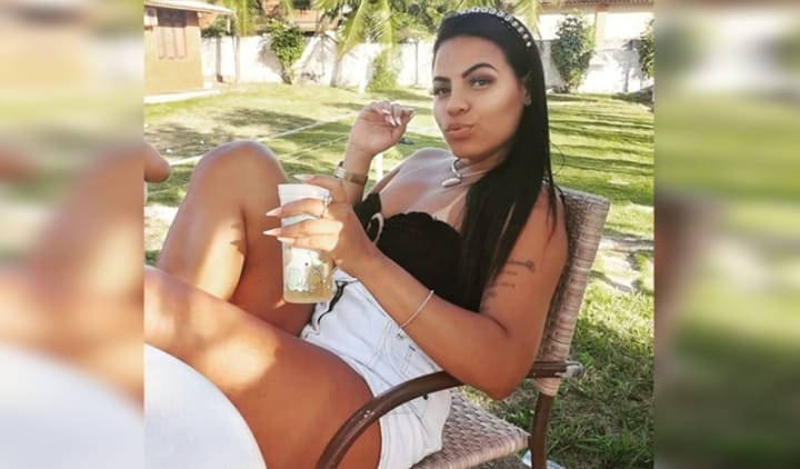 mulher morta editada