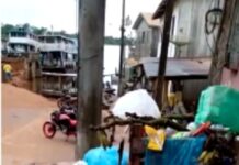 Moradores de Pauini reclama de lixeira viciada em frente ao mercado municipal; veja vídeo