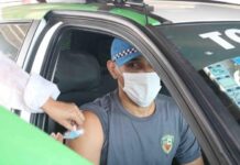 Começa vacinação da 2ª dose para servidores de segurança pública