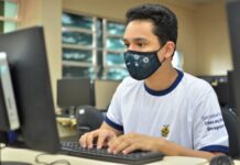 Estudantes podem usar internet e computadores das escolas estaduais para inscrições do Enem