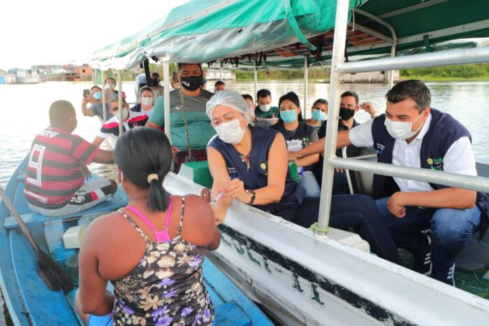 VACINA AMAZONAS FOTO DIEGO PERES SECOM5