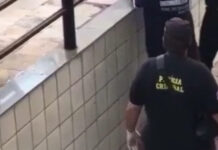 Bizarro: homem cai de prédio e tem corpo partido em duas metades; veja vídeo