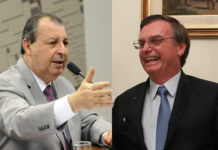 Omar Aziz diz que há indícios na CPI que mostram que Bolsonaro cometeu crime de responsabilidade