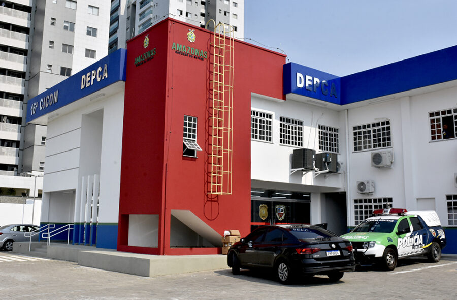 AD63AC15-49AA-477D-BEB2-CC67E702CC5D