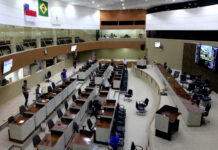 Pedido de remanejamento orçamentário feito por David Almeida à CMM, é rejeitada por desatenção dos vereadores