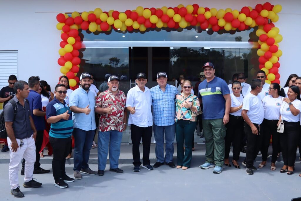 WhatsApp-Image-2022-06-01-at-13.03.53-1024x683 Belarmino Lins participa das comemorações dos 140 anos de São Paulo de Olivença