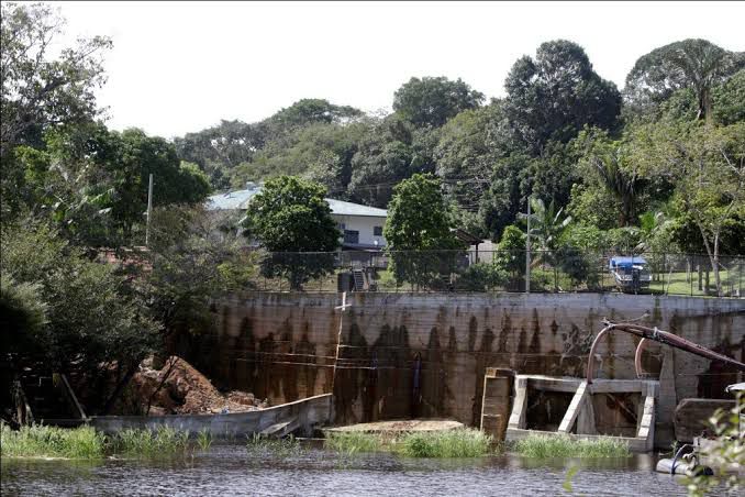 WhatsApp-Image-2022-08-01-at-11.14.03 Obras abandonadas, indenizações a presos e seu maior legado, o colossal muro da casa do Tarumã marcam 40 anos de vida pública de Amazonino