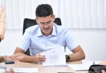 Prefeito David Almeida assina ordem de serviço da feira municipal do Porto da Ceasa nesta sexta-feira