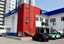 Não aceitando o fim do relacionamento, homem agride a filha da ex-companheira e termina preso em Manaus