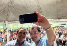 Polícia apreende 10 mil litros de combustíveis dentro de embarcação que seria usada na compra de votos