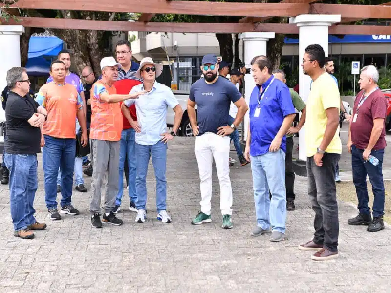 36E56039-0566-42A4-8399-80EBC5FACA9E