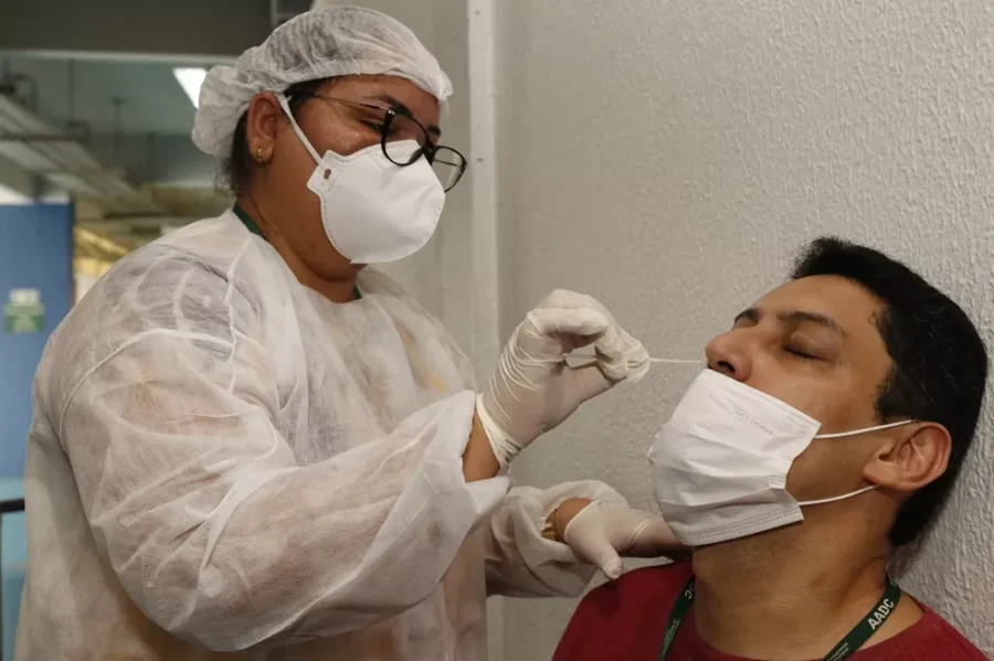 7E9FC3E0-7BBF-4D6F-8D96-F4B3F525E7A3