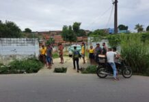 Populares encontram corpo enrolado em lençol na zona Norte de Manaus