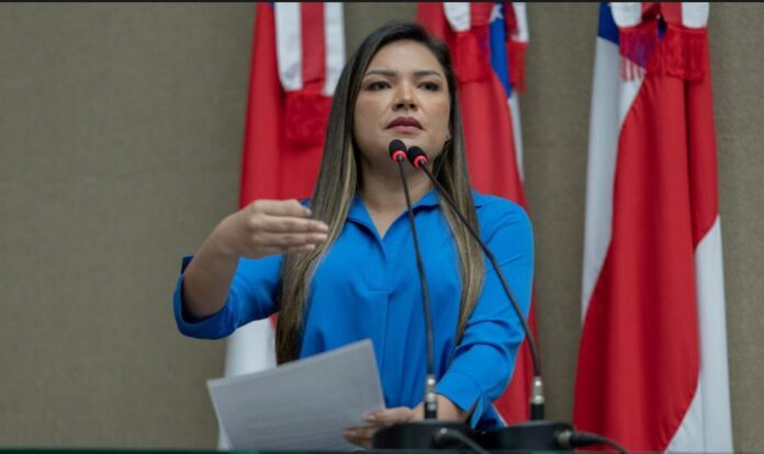 C6A4FA9B-7D3E-4AF2-92BA-0872271C9E2F