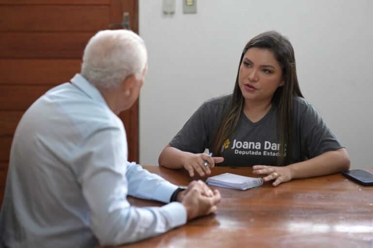 Deputada Joana Darc articula modernização da Funati