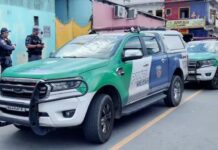 URGENTE: Homem é morto a tiros enquanto cortava o cabelo em barbearia no Coroado