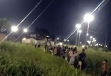 Populares revoltados dão surra em suspeito de estupro no campo do Novo Aleixo, vejam os vídeos: