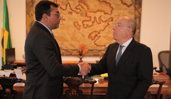 29-5-23-Wilson-Lima-e-Mauro-Vieira-696x403