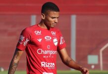 Jogador é banido do futebol por envolvimento em esquema de manipulação