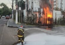 Subestação de energia do Shoping Ponta Negra pega fogo após curto-circuito