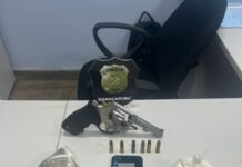 Policiais civis de Manacapuru apreendem arma de fogo e diversos entorpecentes