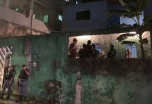 Criminosos invadem residência e atiram em jovem e na mãe dele em Manaus