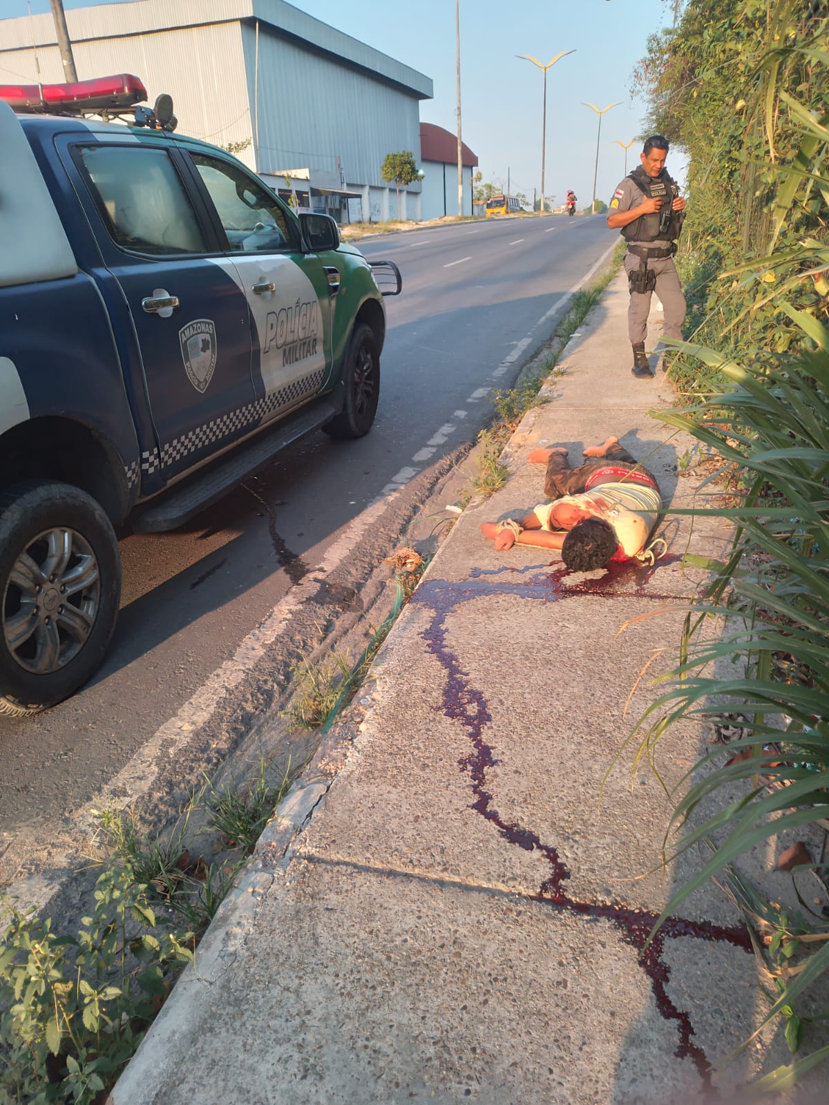 WhatsApp-Image-2023-09-13-at-06.51.39 Moradores da Cidade de Deus em Manaus encontram corpo com as mãos amarradas em avenida do bairro