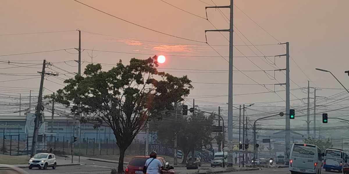 Novamente-Fumaca-de-queimadas-encobre-Manaus-e-deixa-qualidade-do-ar-pessima- Manaus volta a ficar encoberta pela fumaça das queimadas