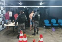 Militares da Rocam prendem suspeitos de furto de veículos utilizando o dispositivo ‘Chapolin’ em Manaus