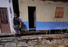 Homem é capturado, torturado e morto no tribunal do crime na Compensa