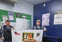 Polícia prende trio com 17 tabletes de drogas, na estrada de Iranduba