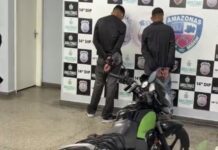 Dupla é presa após roubar mercadinho no Coroado