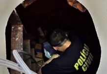 VÍDEO: Drogas são encontradas em balsa no São Raimundo em Manaus