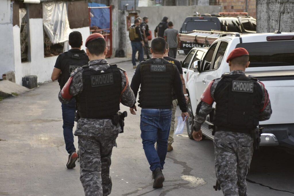 PCAM_OPERACAO-INTEGRADA_FOTO-ERLON-RODRIGUES-1-1024x682-1 Forças de Segurança deflagram operação voltada ao combate a uma organização criminosa no Nossa Senhora de Fátima