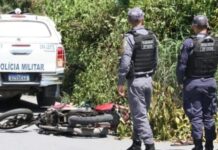 Tragédia! Mototaxista que estava trabalhando morre em acidente com carreta no Puraquequara; veja