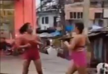 VÍDEO: Mulheres brigam no meio da rua para decidirem quem é a mais bonita de corpo; vejam: