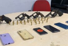 Uma pessoa morre e outras duas ficam feridas em troca de tiros entre polícia e criminosos no Jorge Teixeira