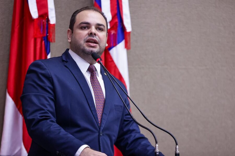 Presidente-Roberto-Cidade-defende-criacao-de-Politica-Estadual-de-incentivo-ao-plantio-do-babacu-para-o-fortalecimento-da-economia-no-interior-do-Estado-Foto-Herick-Pereira