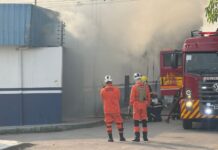 Fogo consome fábrica de salgadinhos na comunidade Rio Piorini
