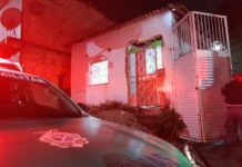 Mulher é m0rt@ a t1r0s após ser chamada na porta de casa no Jorge Teixeira