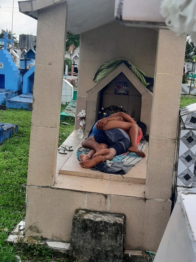 8a5d2208-b64d-4ff2-8787-7b255adcf08b