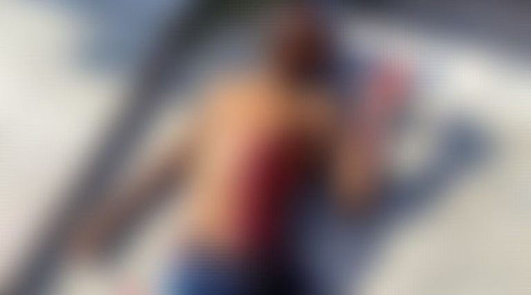Jovem-e-morto-a-facadas-apos-briga-por-causa-de-ciumes-no-Bairro-da-Raiz-em-Manaus-768x427