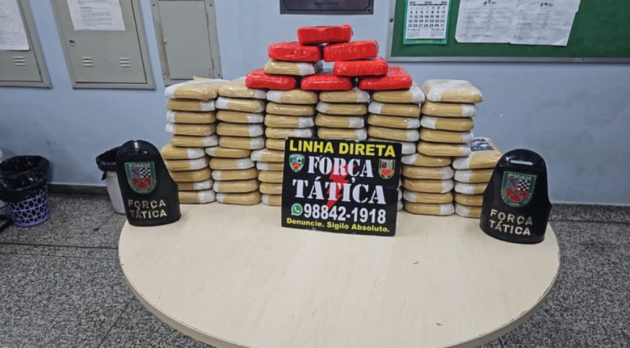 Policia-apreende-73-tabletes-de-oxi-em-casebre-no-bairro-Taruma-em-Manaus