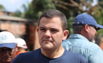 Renato Júnior teve participação em empresa do setor de obras com contrato com a Prefeitura de Manaus, enquanto era secretário da Seminf