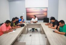 Prefeito Mateus Assayag reúne com professores da secretaria de esporte visando Jogos Escolares do Amazonas, em Parintins