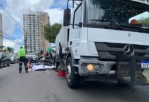 Motociclista morre após colisão com caminhão na zona oeste de Manaus