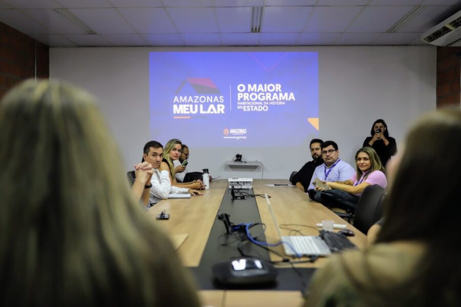 GOVERNO-REUNE-COM-CONSTRUTORAS-PARA-2o-FEIRAO-AMAZONAS-MEU-LAR-2-1024x682