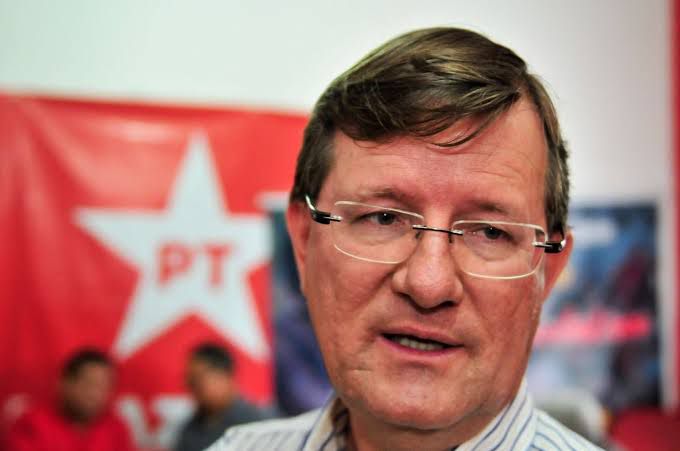 f49d4c9a-0282-44de-b9a0-985f61638477