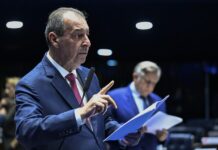 Omaz Aziz é derrotado em eleição e perde comando da CPMI do INSS